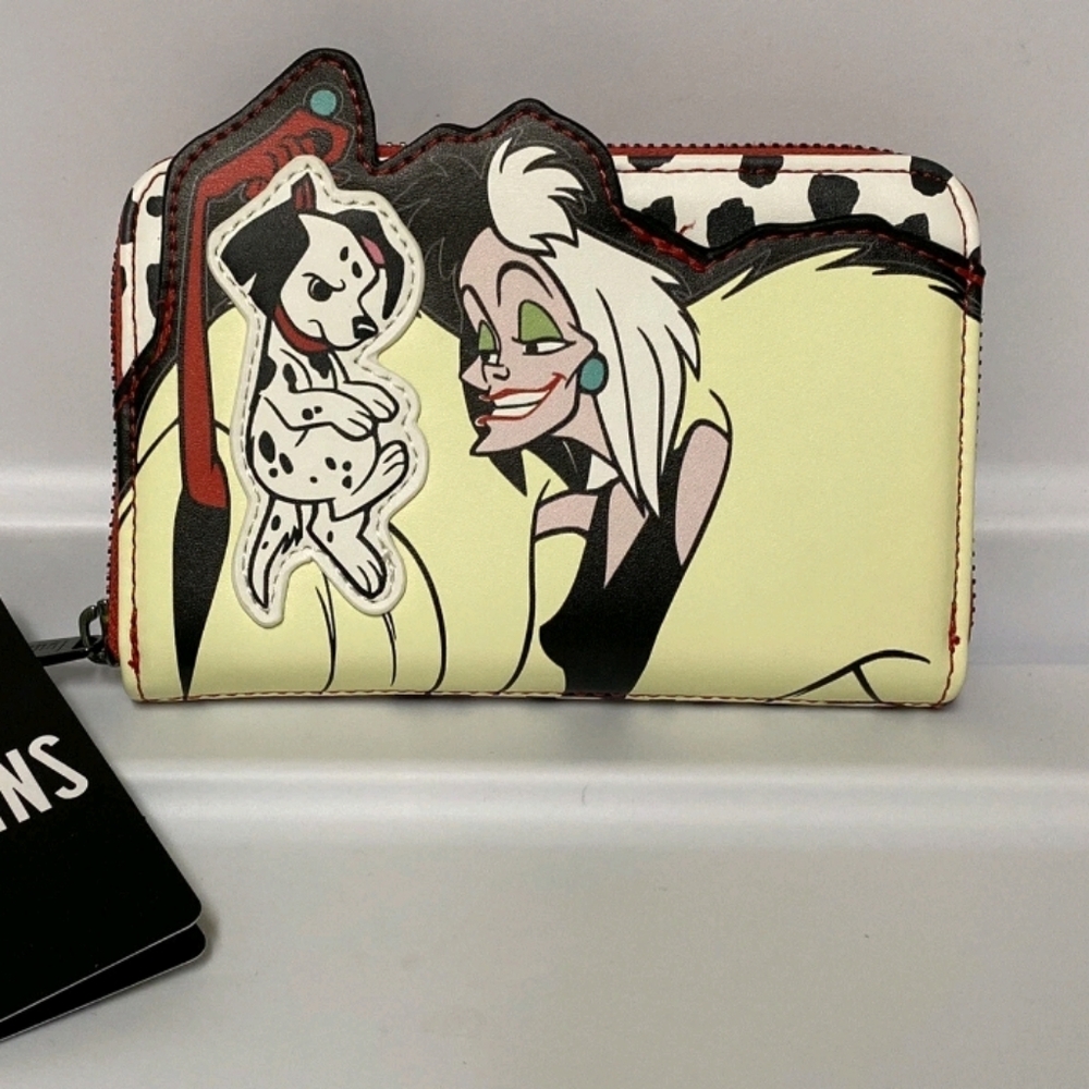 NEW Loungefly Disney 101 Dalmatians Cruella De Vil Zip Around Wallet